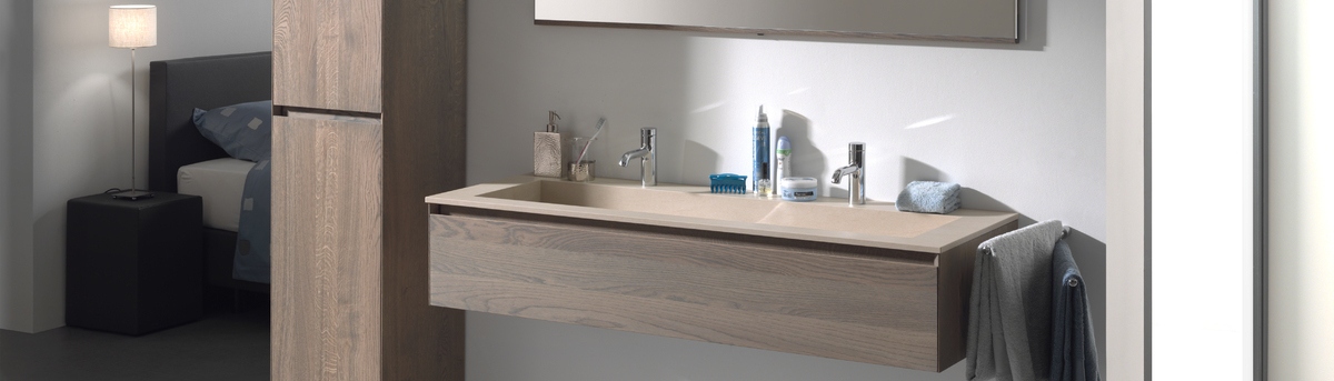 Design zwevende houten wastafelkast, badkamerkast en spiegelkast Chablis